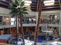 Centro commerciale, Le Befane, Rimini, Italia